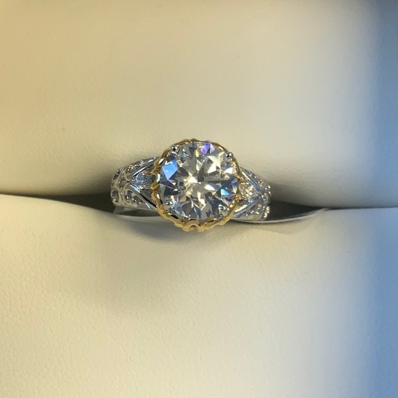 Jewelry - White diamond simulant ring